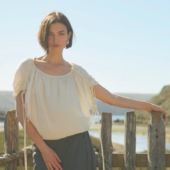 Modern Citizen Akari Semi Sheer Gathered Shoulder Blouse NWOT Cream Natural - Picture 14 of 15